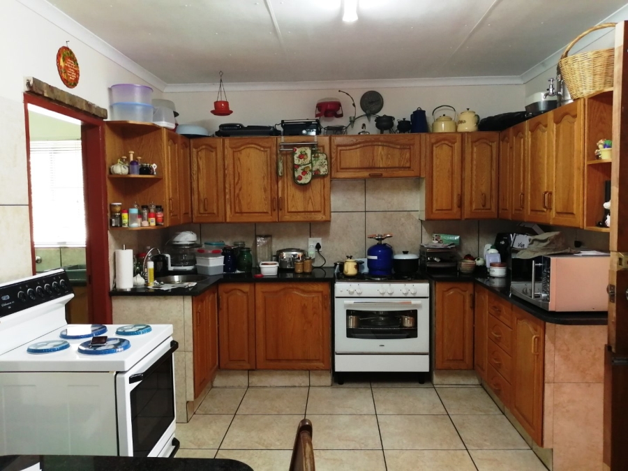 5 Bedroom Property for Sale in Sasolburg Free State